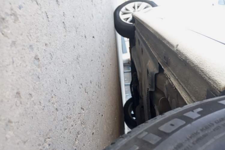 Used Volkswagen Jetta 2015 1.6L Manual Comfort Model Left Side Sill