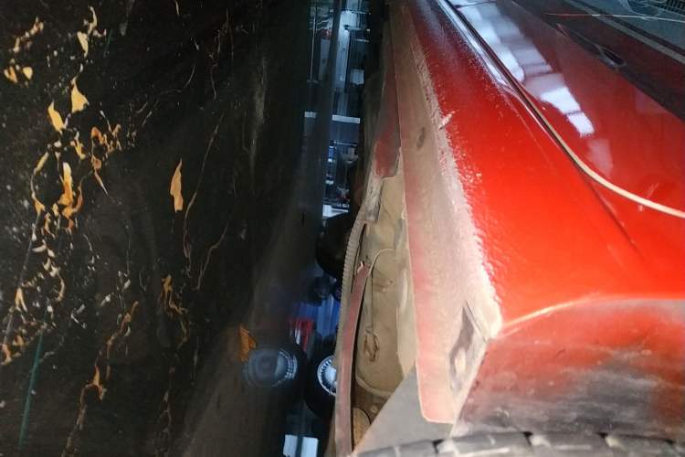 Used Volkswagen Jetta 2015 1.6L Automatic Fashion Model Left Side Sill