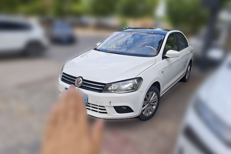 Used Volkswagen Jetta 2015 Zhihui Edition 1.4L Manual Comfort Model Guazi used car, China used car export, Used car for sale, Used  cars, Cheapest cars for sale