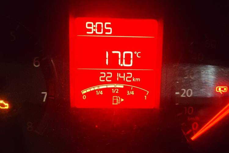 Used Volkswagen Jetta 2015 Value Edition 1.6L Manual Fashionable Style Odometer Close Up