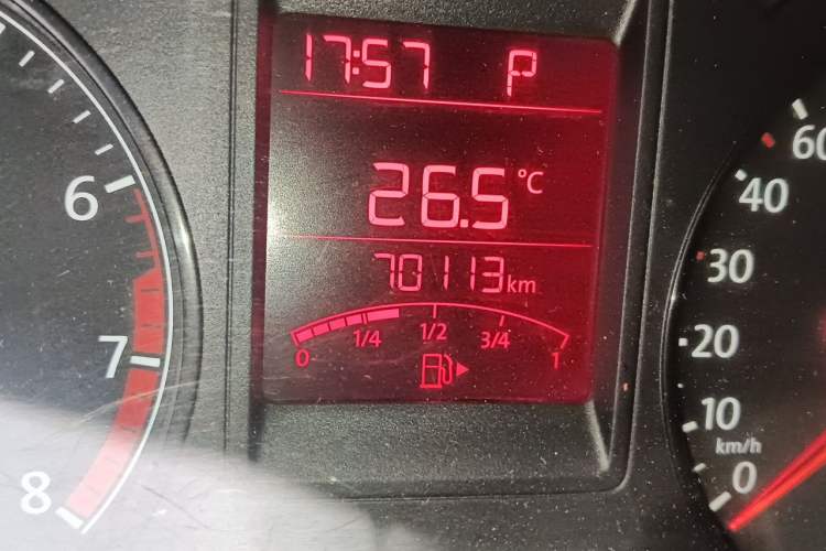 Used Volkswagen Jetta 2015 1.6L Automatic Fashion Model Odometer Close Up