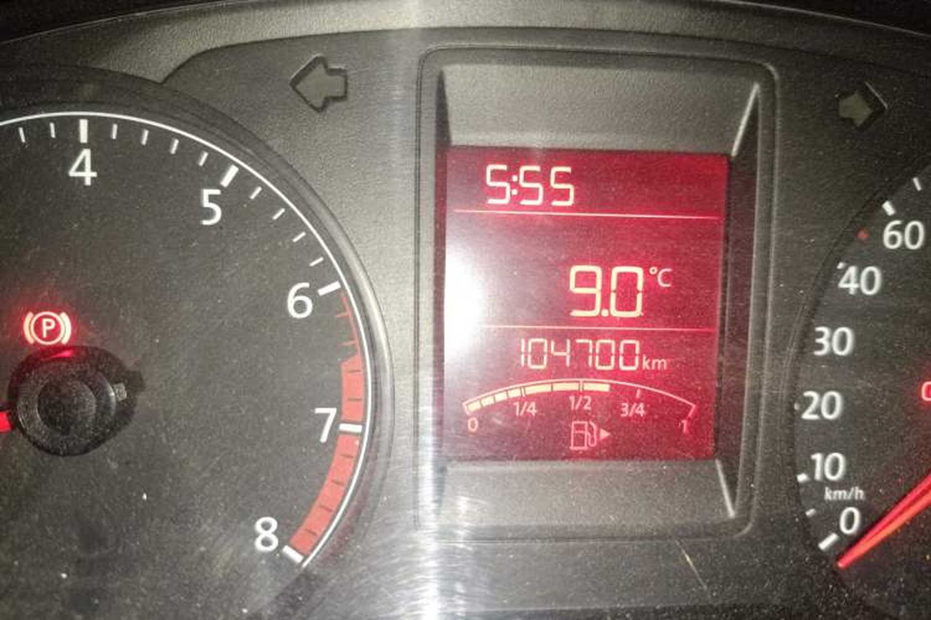 Used Volkswagen Jetta 2015 Value Edition 1.6L Manual Fashionable Style Odometer Close Up