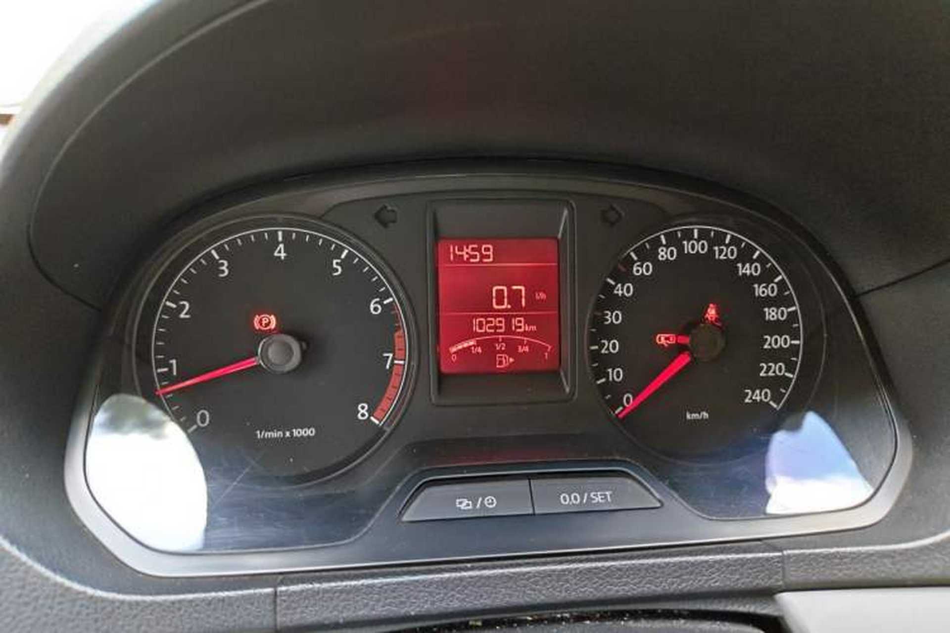 Used Volkswagen Jetta 2015 1.6L Manual Comfort Model Odometer Close Up