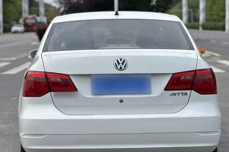 Used Volkswagen Jetta 2015 1.4L Manual Fashion Model Rear