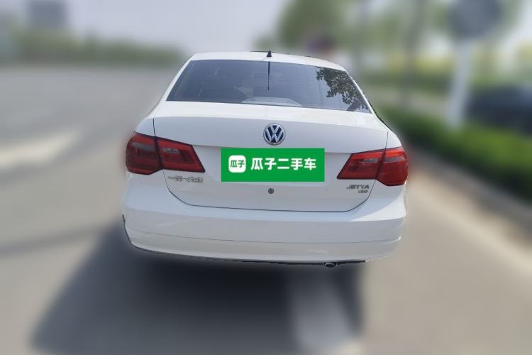 Used Volkswagen Jetta 2015 Value Edition 1.6L Manual Fashionable Style Rear