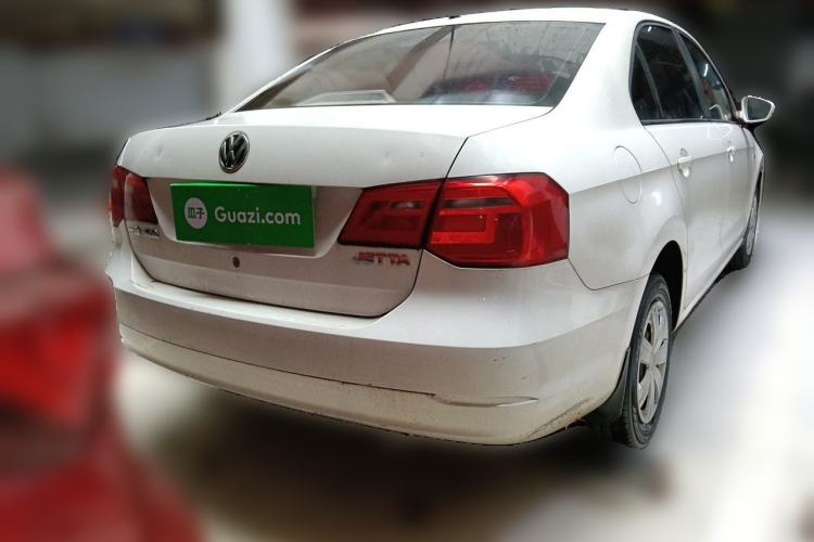 Used Volkswagen Jetta 2015 1.6L Manual Fashion Edition Rear