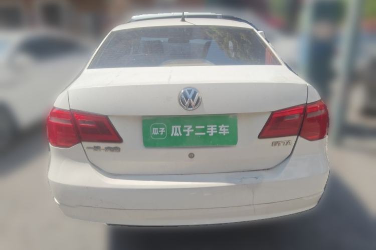 Used Volkswagen Jetta 2015 1.6L Manual Fashion Edition Rear