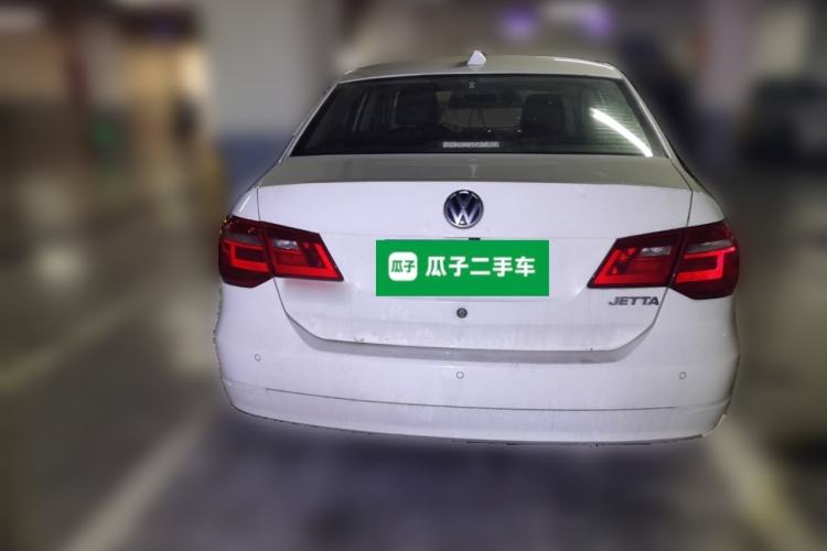 Used Volkswagen Jetta 2015 1.6L Manual Comfort Model Rear