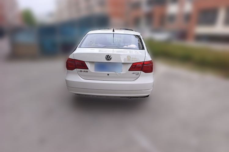 Used Volkswagen Jetta 2015 Value Edition 1.6L Manual Fashionable Style Rear