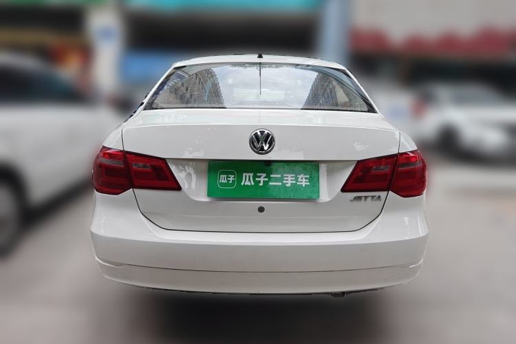 Used Volkswagen Jetta 2015 Value Edition 1.6L Manual Fashionable Style Rear