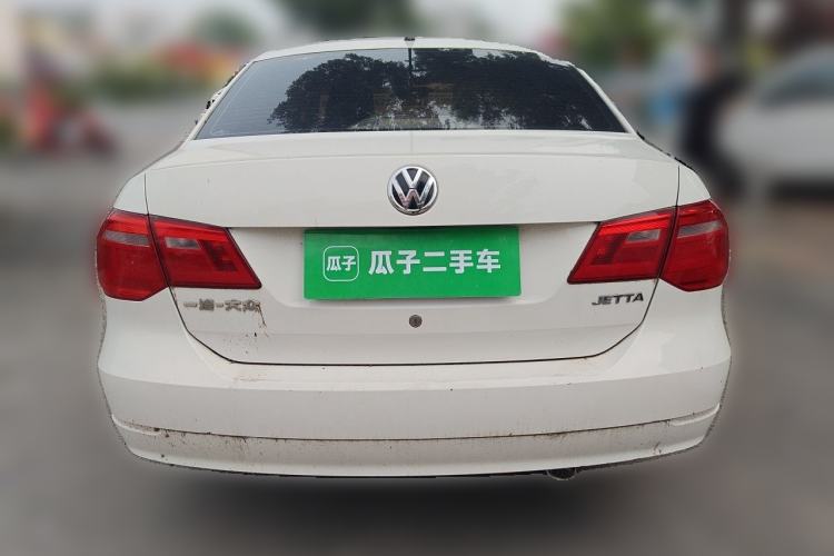 Used Volkswagen Jetta 2015 Zhuihui Edition 1.4L Manual Fashion Model Rear