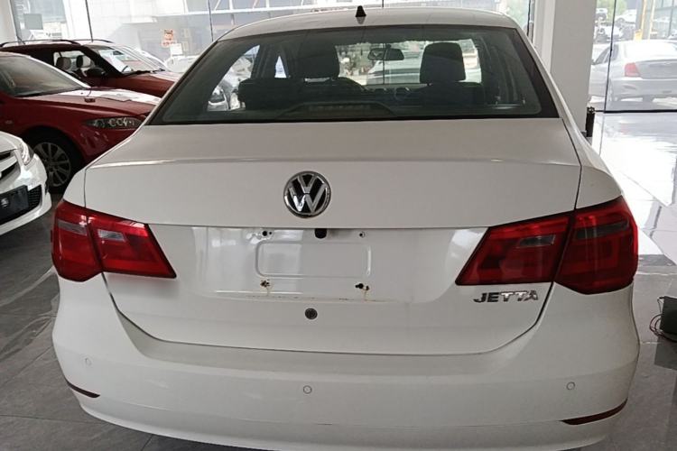 Used Volkswagen Jetta 2015 1.6L Manual Comfort Model Rear