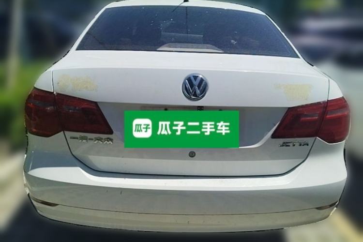Used Volkswagen Jetta 2015 1.6L Manual Fashion Edition Rear