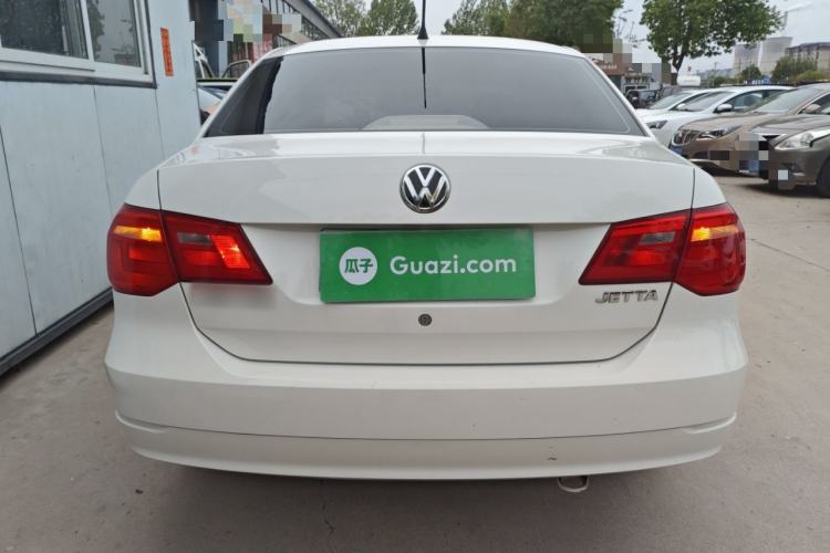 Used Volkswagen Jetta 2015 Value Edition 1.6L Manual Fashionable Style Rear