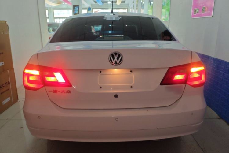 Used Volkswagen Jetta 2015 Value Edition 1.6L Automatic Comfort Version Rear