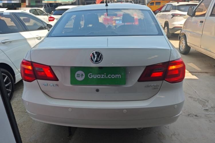 Used Volkswagen Jetta 2015 Value Edition 1.6L Manual Fashionable Style Rear