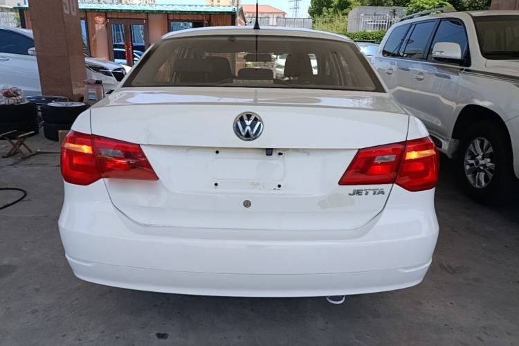 Used Volkswagen Jetta 2015 Zhuihui Edition 1.4L Manual Fashion Model Rear