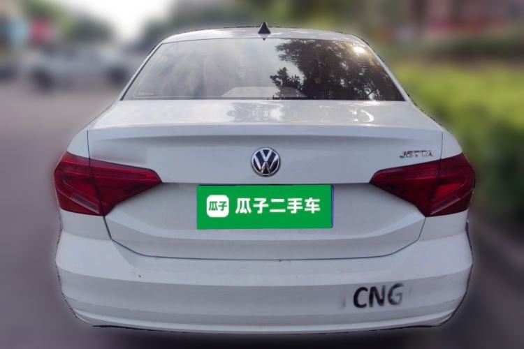 Used Volkswagen Jetta 2015 1.6L Manual Fashion Edition Rear