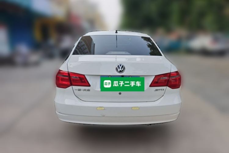 Used Volkswagen Jetta 2015 1.4L Manual Fashion Model Rear