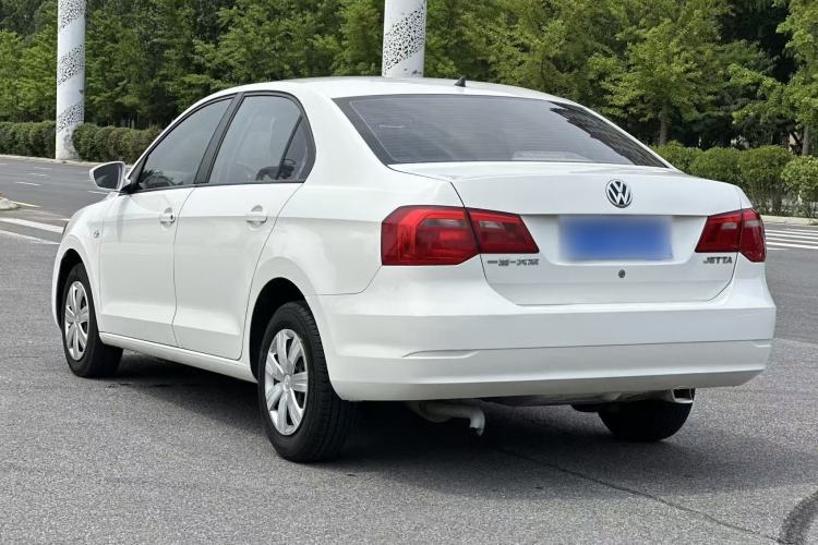Used Volkswagen Jetta 2015 1.4L Manual Fashion Model Rear Left 45 Deg