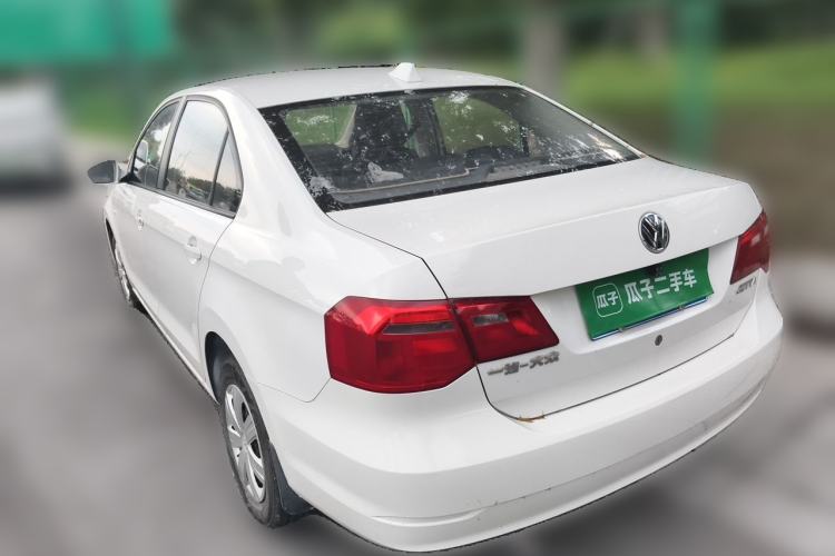 Used Volkswagen Jetta 2015 1.6L Manual Fashion Edition Rear Left 45 Deg