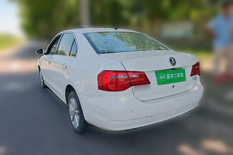 Used Volkswagen Jetta 2015 1.6L Manual Comfort Model Rear Left 45 Deg