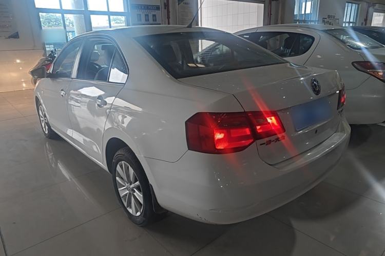 Used Volkswagen Jetta 2015 1.6L Automatic Comfort Model Rear Left 45 Deg