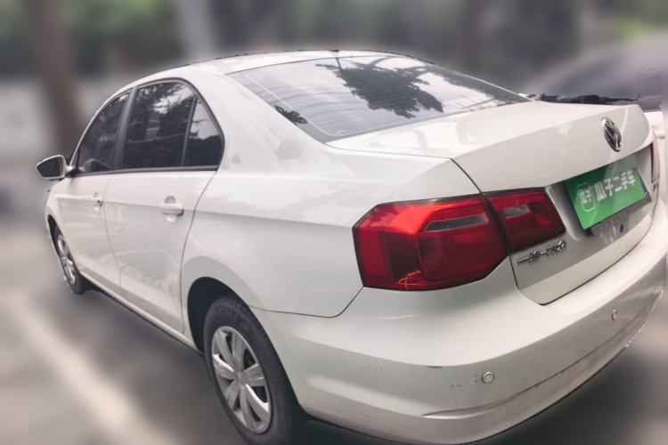 Used Volkswagen Jetta 2015 Value Edition 1.6L Manual Fashionable Style Rear Left 45 Deg