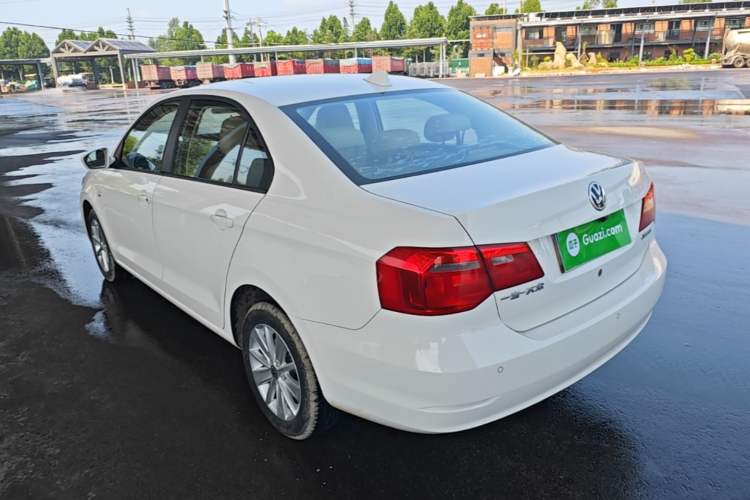 Used Volkswagen Jetta 2015 1.4L Manual Comfort Model Rear Left 45 Deg
