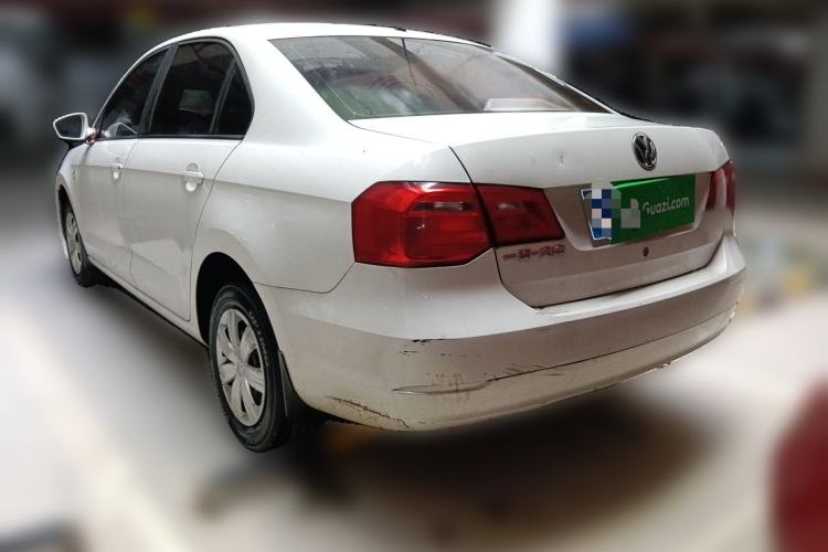 Used Volkswagen Jetta 2015 1.6L Manual Fashion Edition Rear Left 45 Deg
