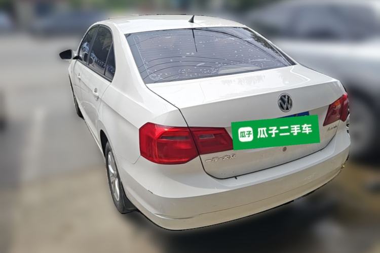 Used Volkswagen Jetta 2015 Zhuihui Edition 1.4L Manual Fashion Model Rear Left 45 Deg