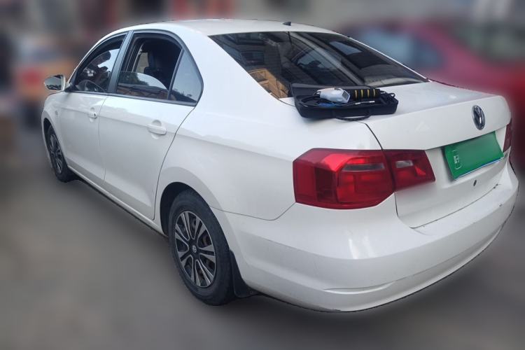 Used Volkswagen Jetta 2015 1.6L Automatic Fashion Model Rear Left 45 Deg