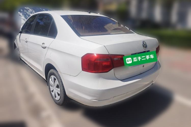 Used Volkswagen Jetta 2015 1.6L Manual Fashion Edition Rear Left 45 Deg