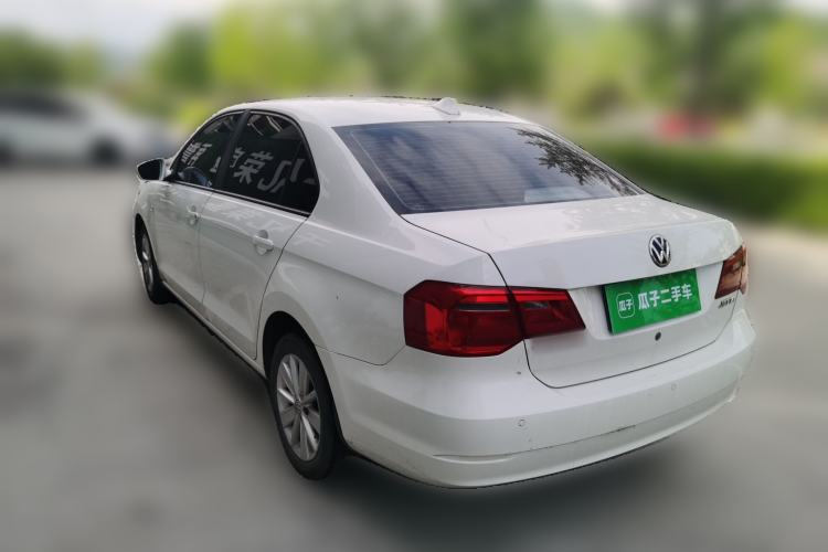 Used Volkswagen Jetta 2015 1.6L Manual Comfort Model Rear Left 45 Deg