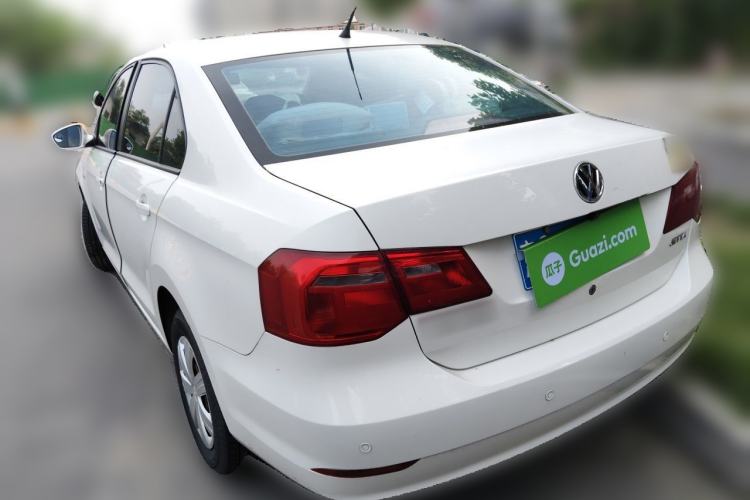 Used Volkswagen Jetta 2015 Value Edition 1.6L Automatic Fashion Version Rear Left 45 Deg