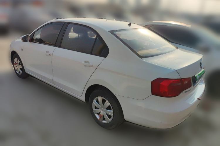 Used Volkswagen Jetta 2015 Value Edition 1.6L Manual Fashionable Style Rear Left 45 Deg