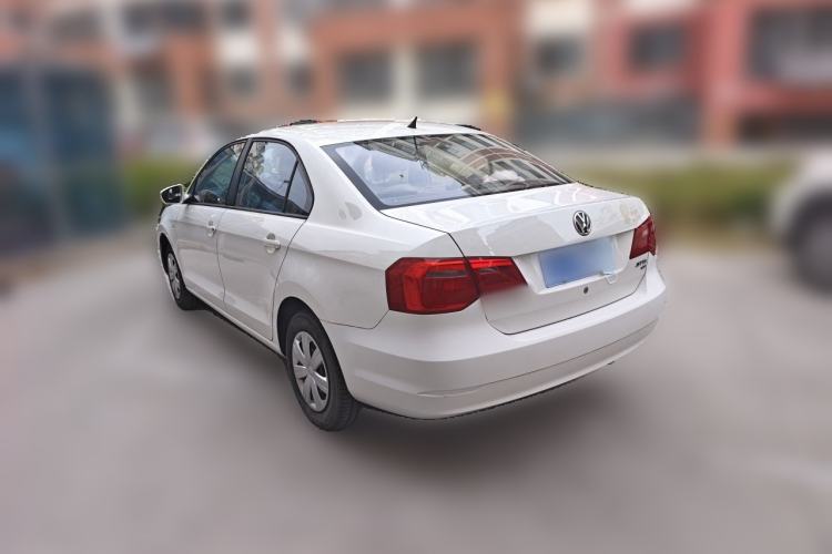 Used Volkswagen Jetta 2015 Value Edition 1.6L Manual Fashionable Style Rear Left 45 Deg