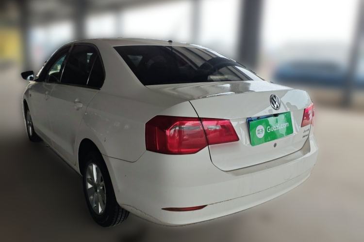 Used Volkswagen Jetta 2015 Zhuihui Edition 1.4L Manual Fashion Model Rear Left 45 Deg