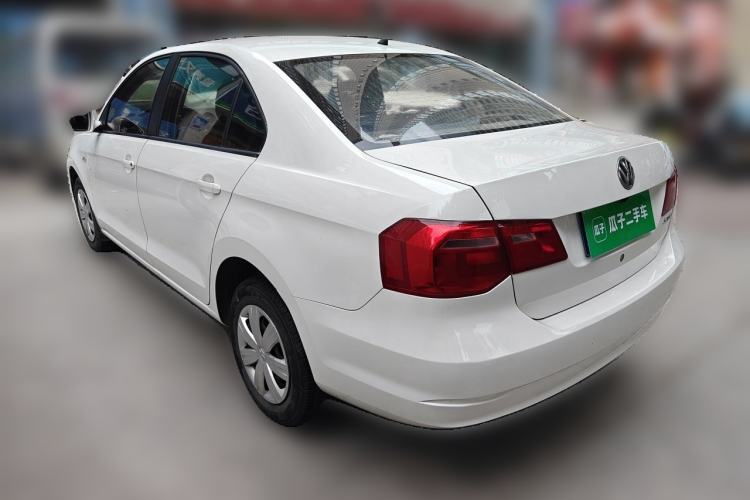 Used Volkswagen Jetta 2015 Value Edition 1.6L Manual Fashionable Style Rear Left 45 Deg
