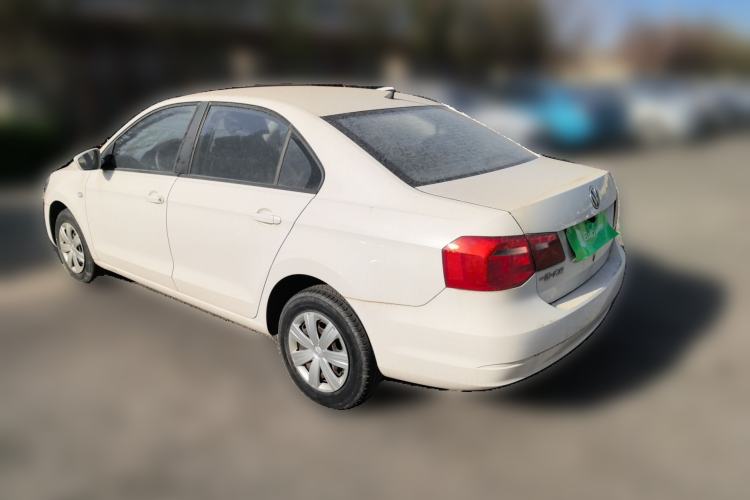 Used Volkswagen Jetta 2015 Value Edition 1.6L Manual Fashionable Style Rear Left 45 Deg