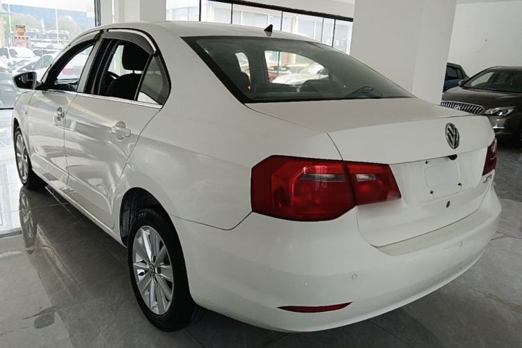 Used Volkswagen Jetta 2015 1.6L Manual Comfort Model Rear Left 45 Deg