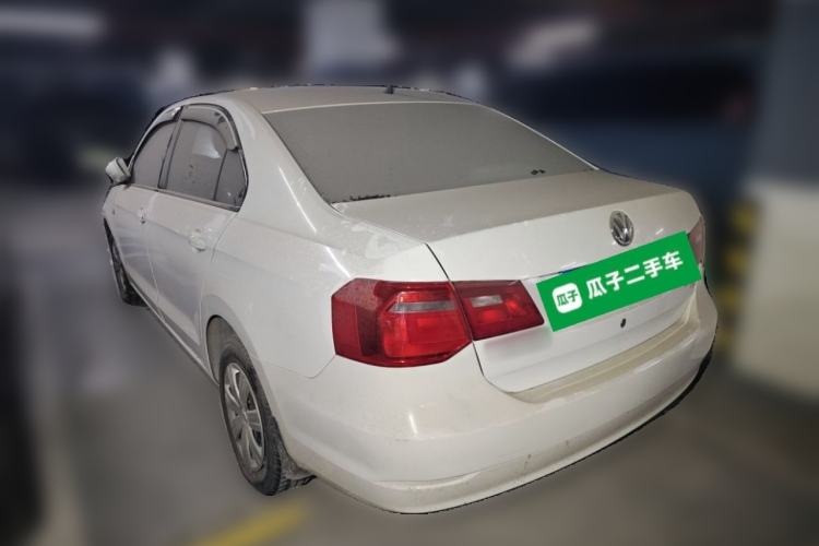 Used Volkswagen Jetta 2015 1.6L Manual Fashion Edition Rear Left 45 Deg