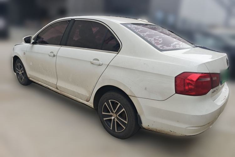 Used Volkswagen Jetta 2015 1.6L Manual Fashion Edition Rear Left 45 Deg