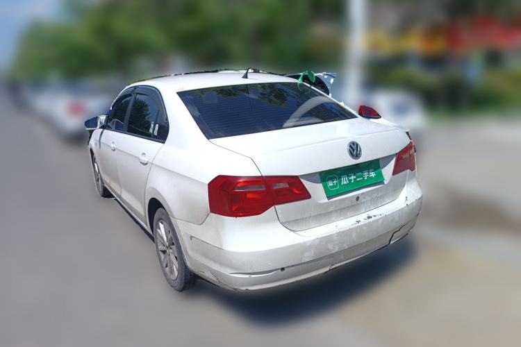 Used Volkswagen Jetta 2015 Value Edition 1.6L Manual Fashionable Style Rear Left 45 Deg
