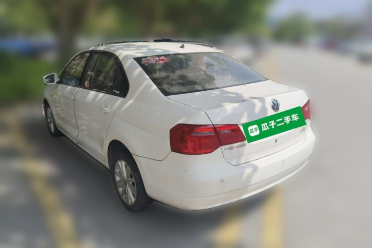 Used Volkswagen Jetta 2015 1.6L Manual Fashion Edition Rear Left 45 Deg