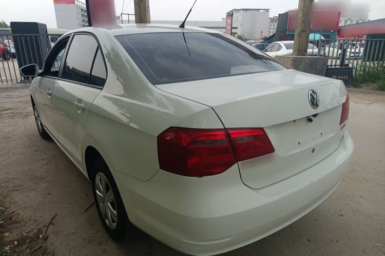 Used Volkswagen Jetta 2015 1.6L Manual Fashion Edition Rear Left 45 Deg