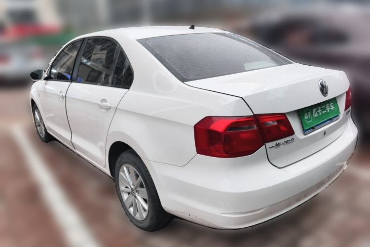 Used Volkswagen Jetta 2015 1.6L Manual Comfort Model Rear Left 45 Deg