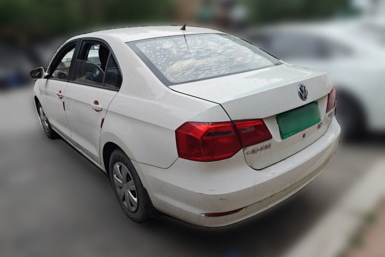 Used Volkswagen Jetta 2015 Value Edition 1.6L Manual Fashionable Style Rear Left 45 Deg