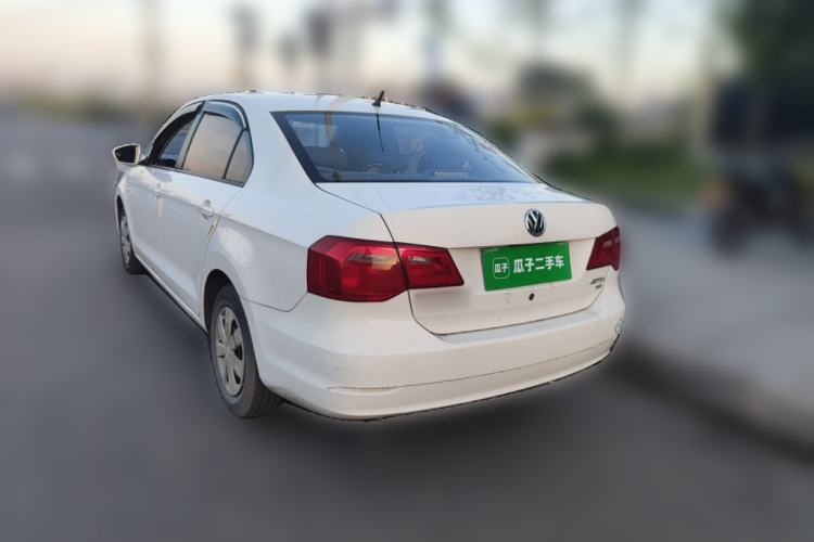 Used Volkswagen Jetta 2015 1.6L Manual Fashion Edition Rear Left 45 Deg