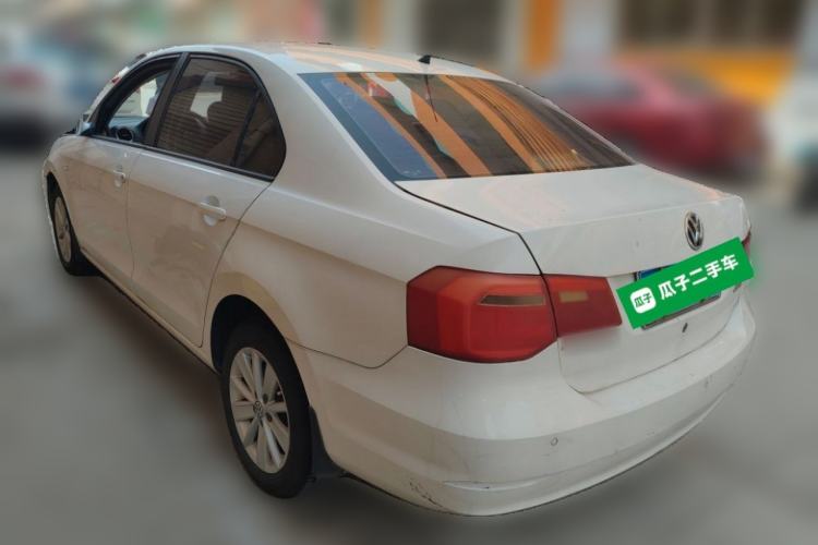 Used Volkswagen Jetta 2015 1.6L Manual Comfort Model Rear Left 45 Deg